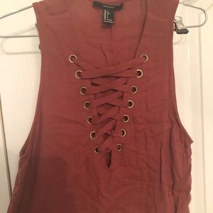 Cross-crossed crop top!